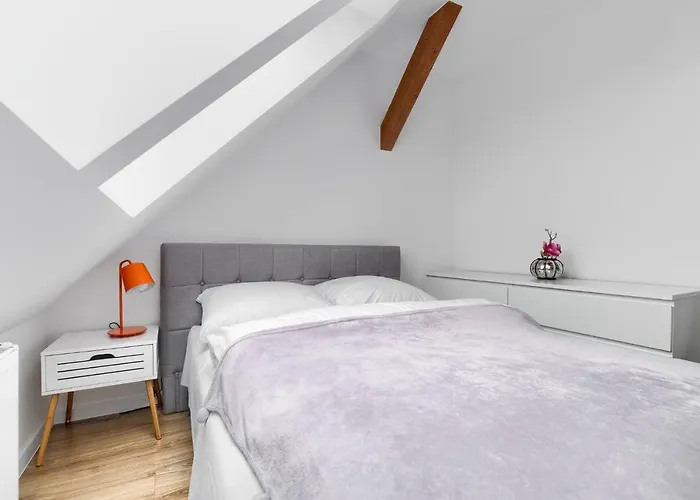 Apartment 333 - No.1 *